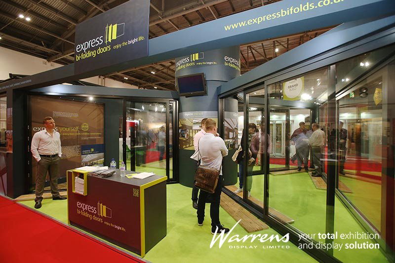 Warrens_Display_Custom-Exhibition-Stand_express-bifold-2014